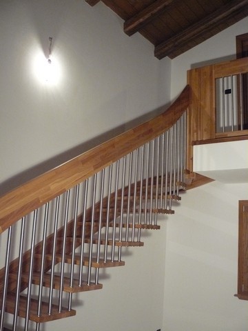 schody šprušlonosné